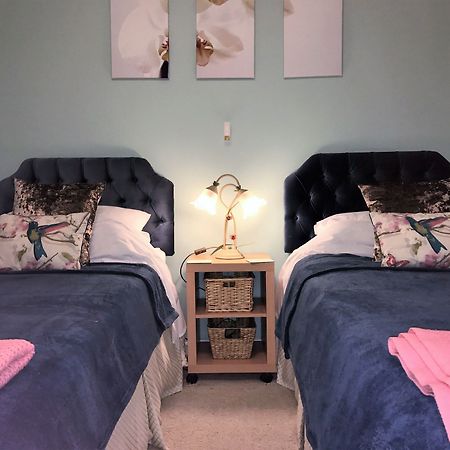 High View B&B Kennington  エクステリア 写真