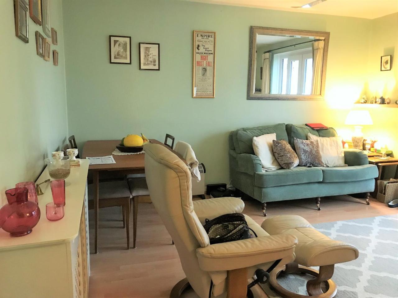 High View B&B Kennington  エクステリア 写真